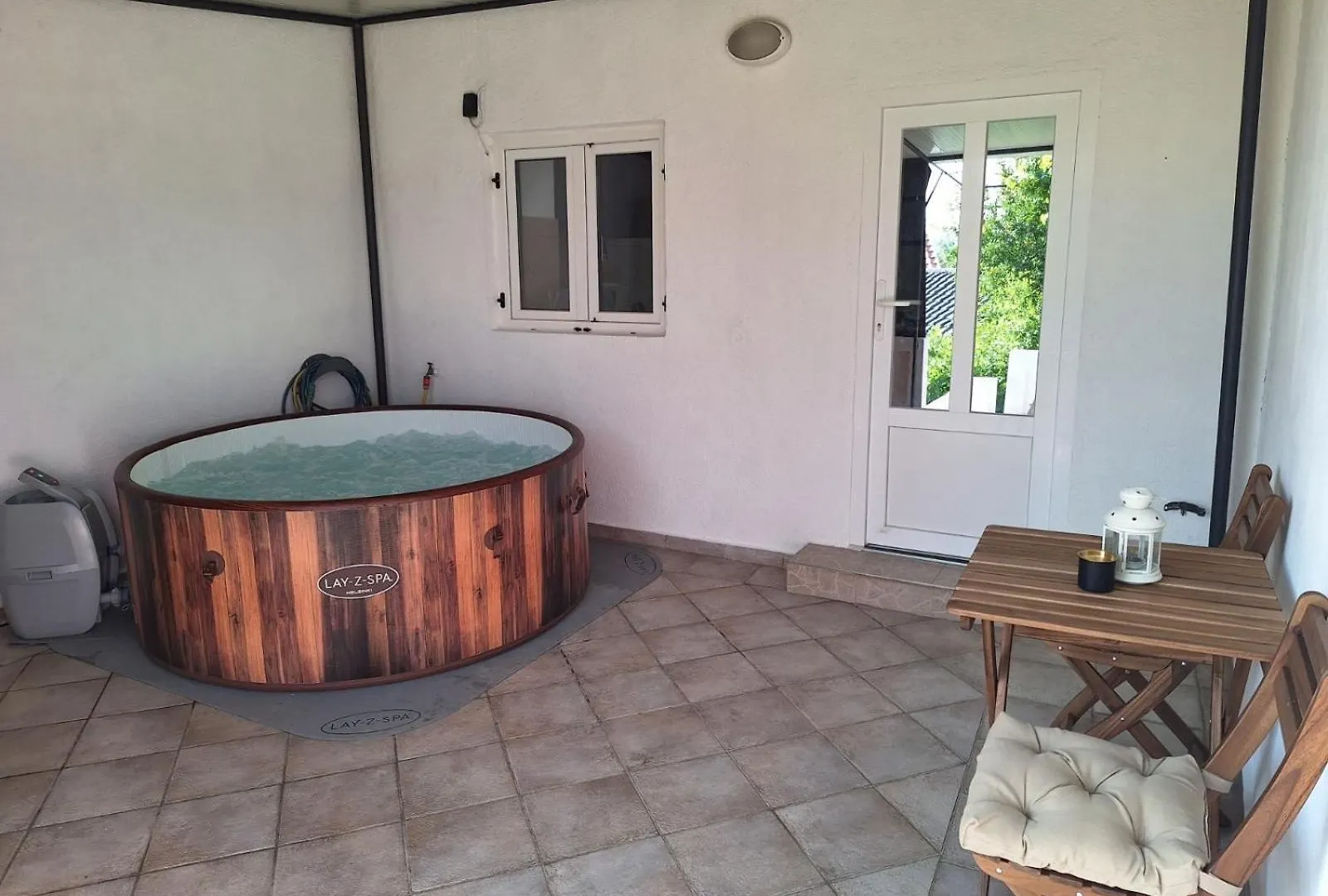Holiday Home Hidden Hill Lopar 0*,  Croacia